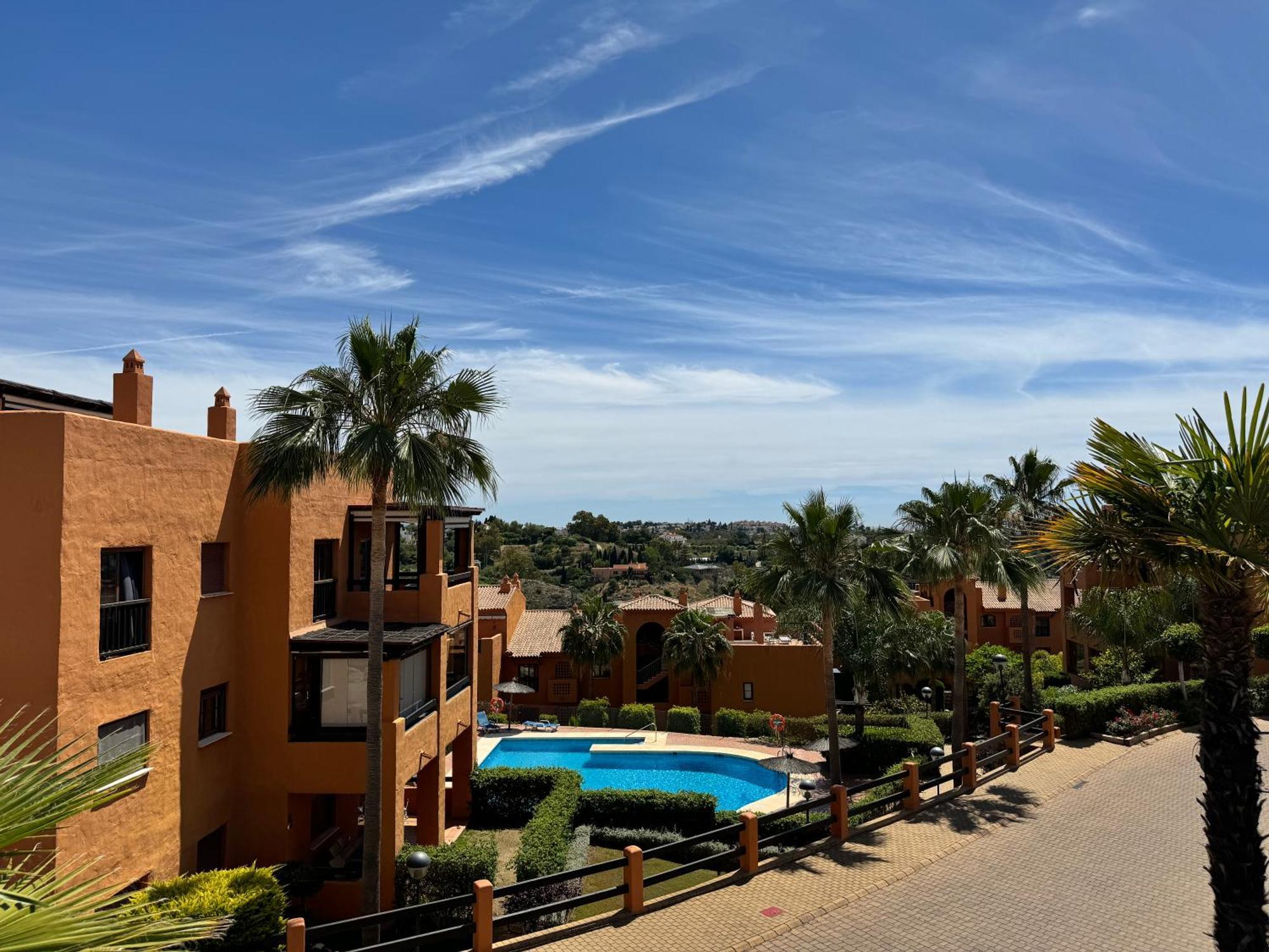 Piso De Lujo Totalmente Equipado A Estrenar Para 6 Estepona Buitenkant foto