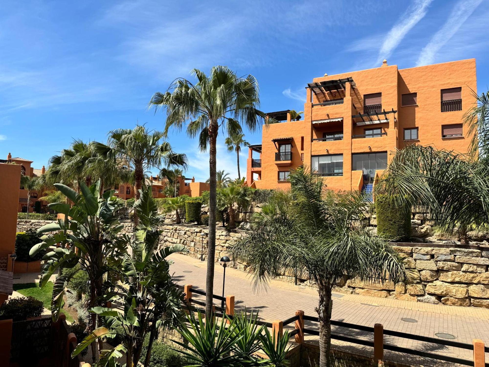 Piso De Lujo Totalmente Equipado A Estrenar Para 6 Estepona Buitenkant foto