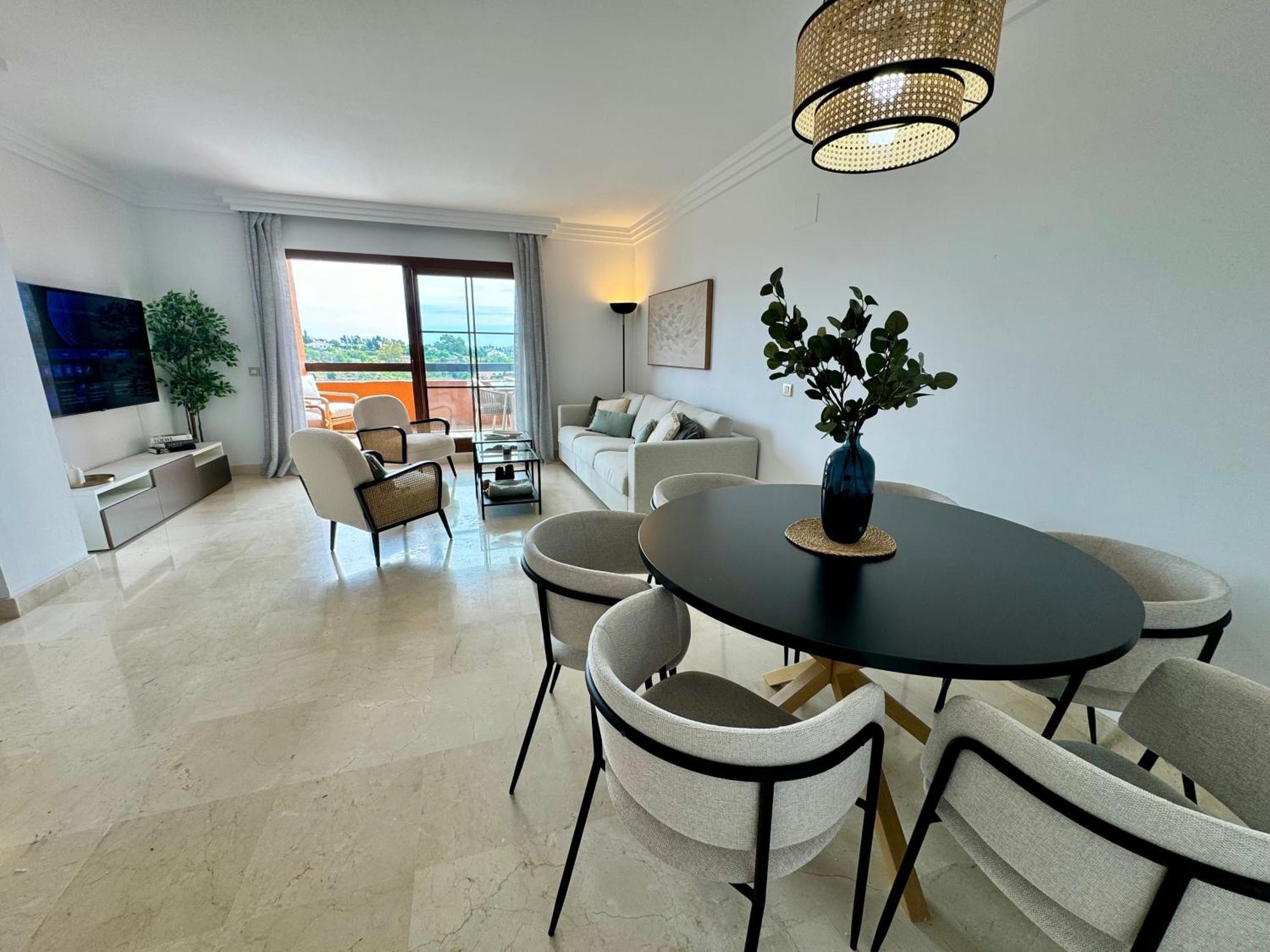 Piso De Lujo Totalmente Equipado A Estrenar Para 6 Estepona Buitenkant foto