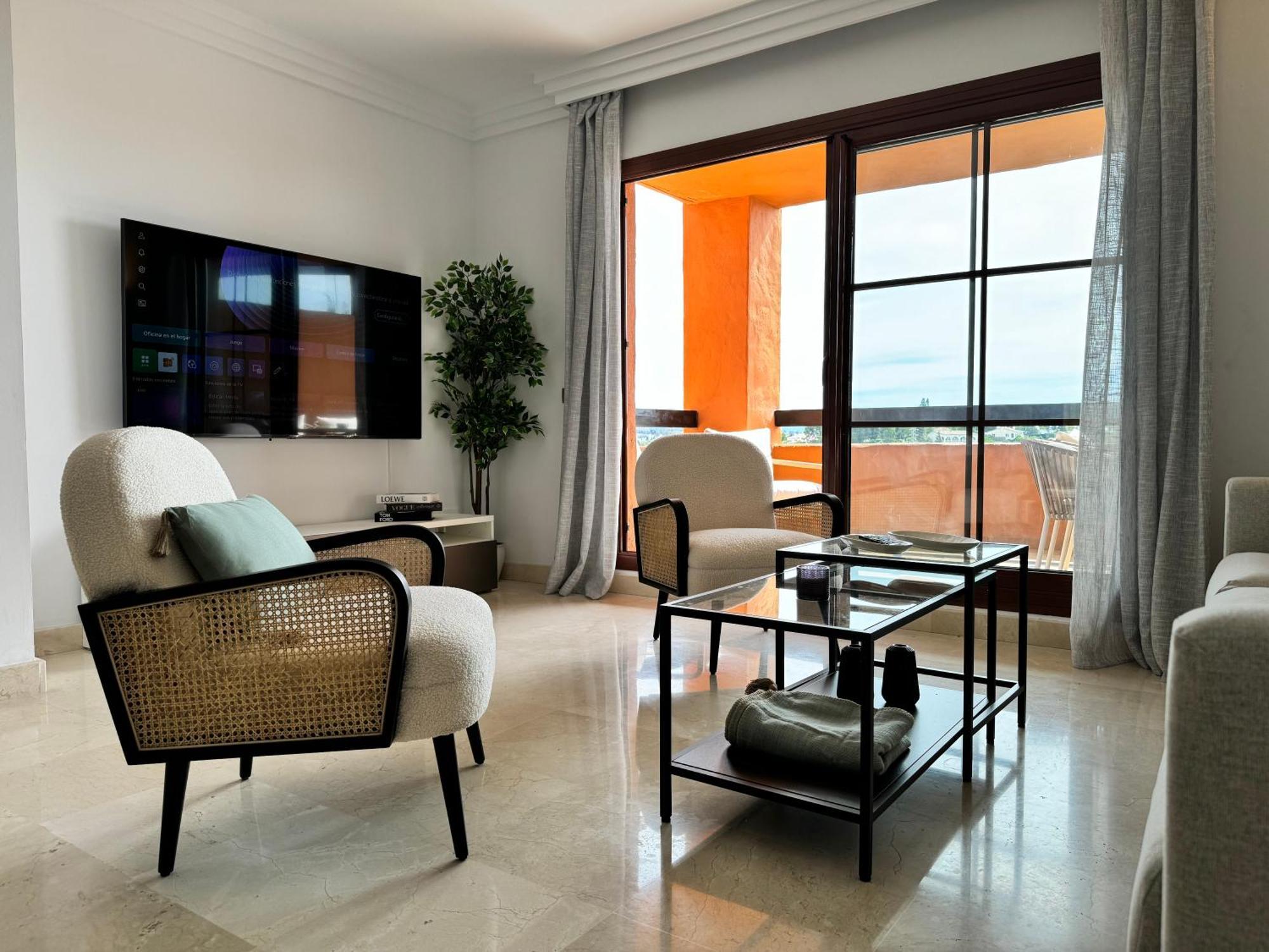Piso De Lujo Totalmente Equipado A Estrenar Para 6 Estepona Buitenkant foto